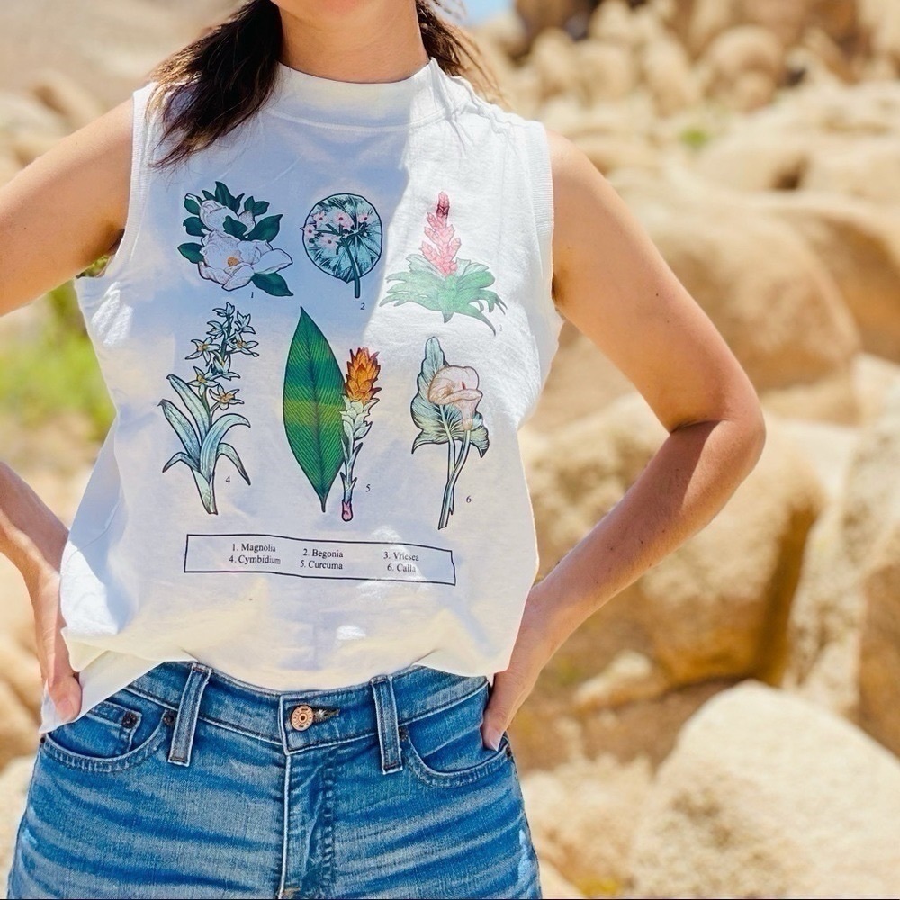 NEW Target 33 Revolutions Plants Tank Top Cream XS